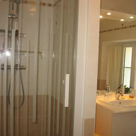 La Maison D'heloise 3*