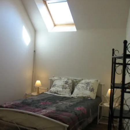 La Maison D'heloise לינה וארוחת בוקר 3*