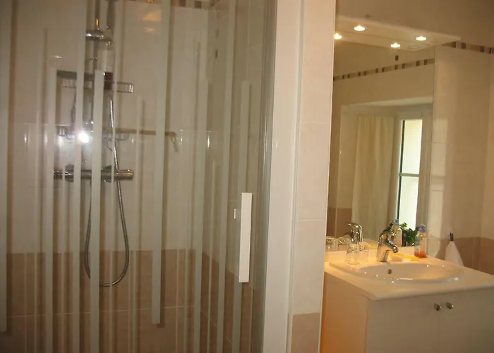 La Maison D'heloise 3*